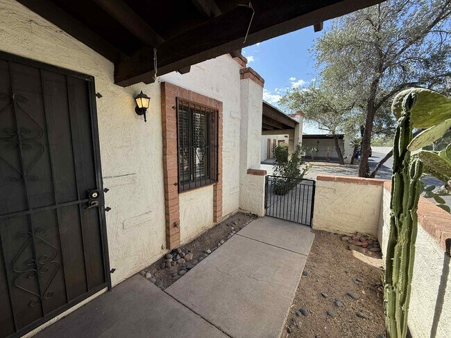 Photo - 4145 N Via Villas