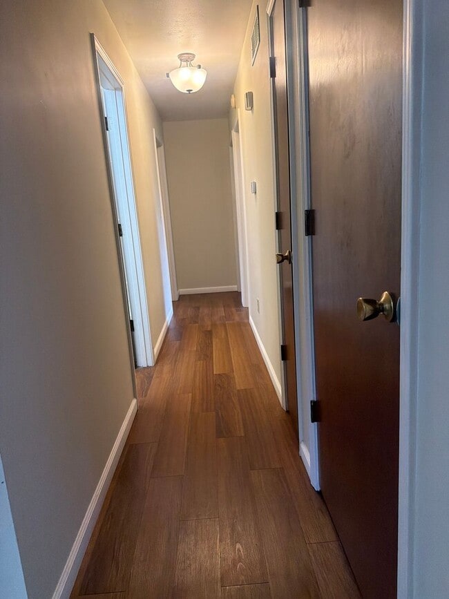 Photo - 1101 Krohn St