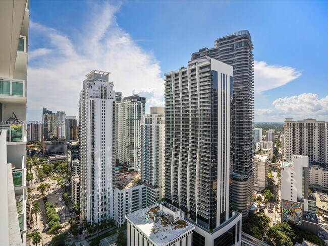 Building Photo - 951 Brickell Ave Unit 3707