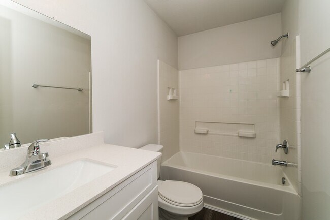 Photo - 18939 Brescia Ln