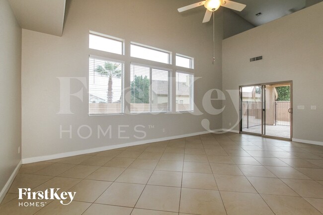 Photo - 15809 N 156th Ct