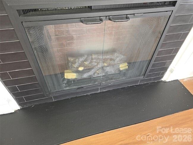 Photo - 1953 Woodcrest Ave