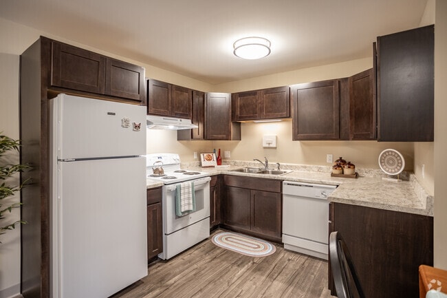 2BR, 1.5BA