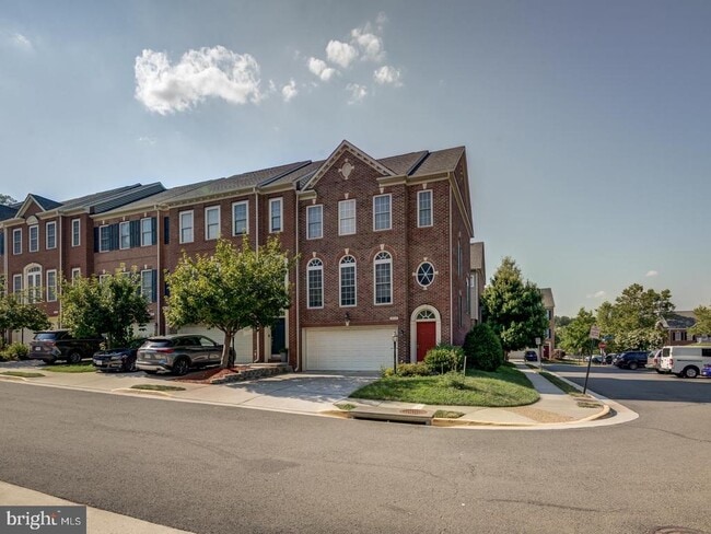 Building Photo - 8410 Chaucer House Ct