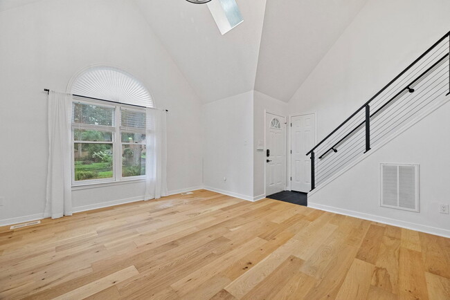Photo - 6608 Wexford Ln