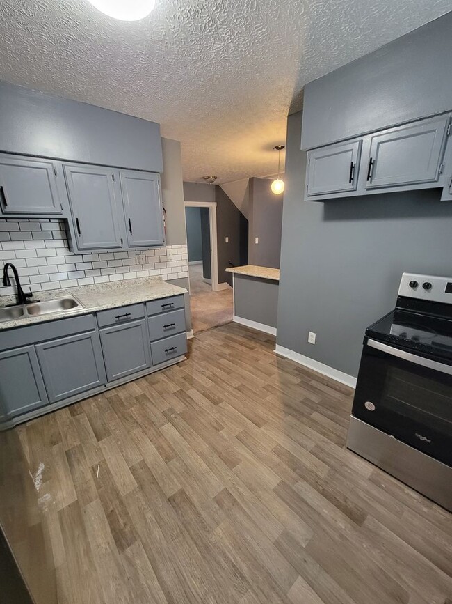 Photo - 866-868 Ellsworth Avenue Unidad 866