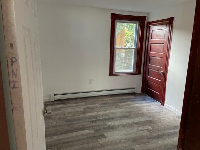 Photo - 75 Oak St Apartment Unit 2