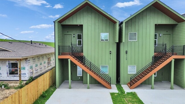 Photo - 9709 Cargill St