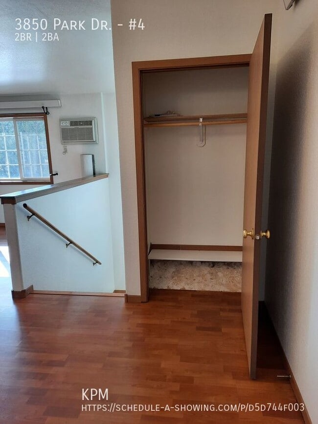 Photo - 3850 Park Dr Unit #4