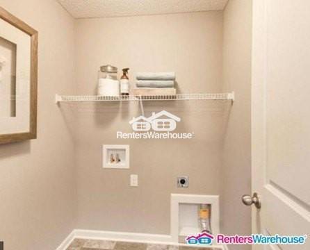 Photo - Modern Comfort Meets Maple Grove Convenience