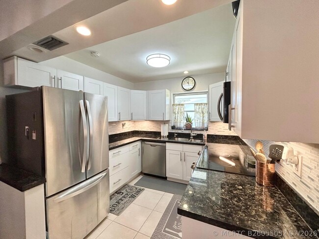 Photo - 2766 Emory Dr W