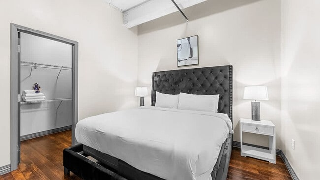 Photo - 500 S Ervay St Unidad ID1297780P