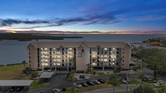 Photo - 4550 Bay Blvd