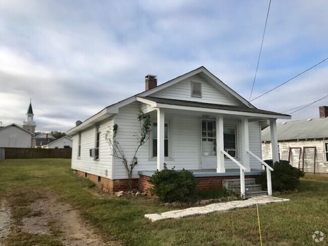 Building Photo - Adorable 2 bedroom 1 bathroom House . Loca...