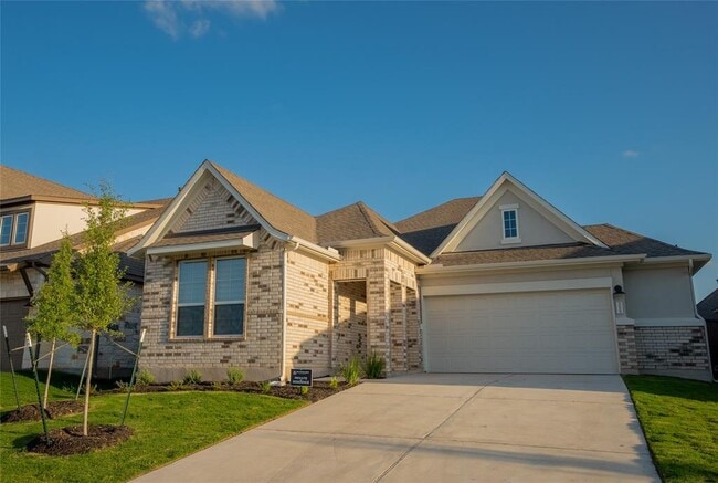 Building Photo - 215 Grand Cyn Wy