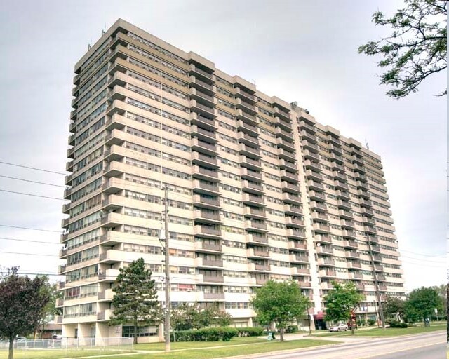 Photo - Markham Road Apartments – 1050