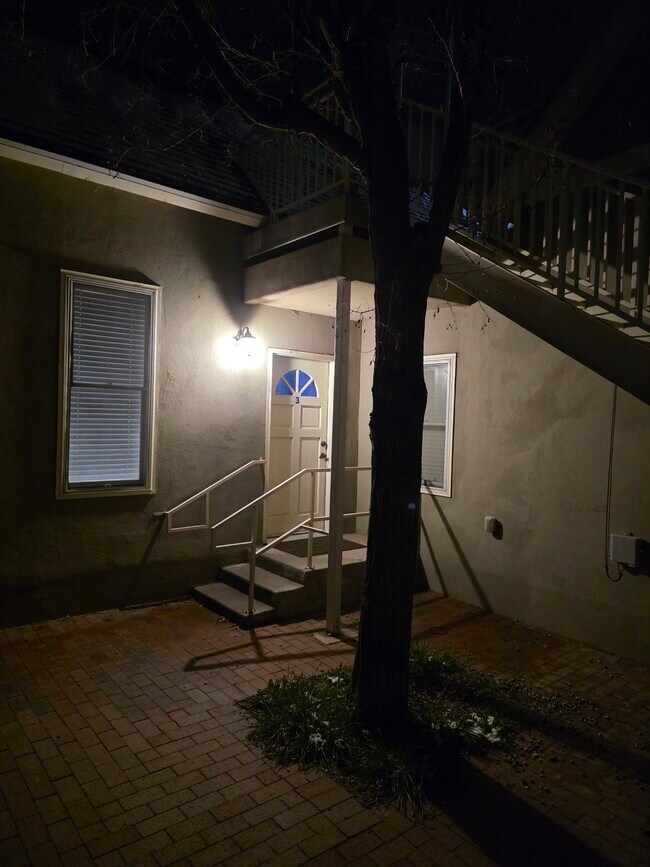 Photo - 212 Broadway Blvd SE Unit 3