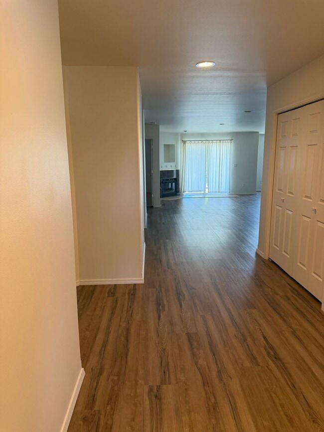 Photo - Large Duplex, Pelican Pointe Area