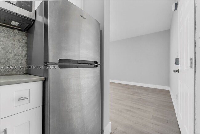 Photo - 6647 SW 59th St Unit 206