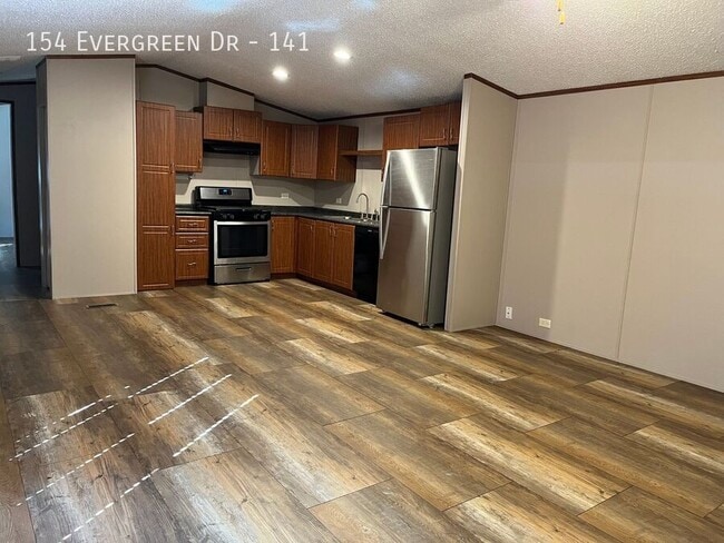 Photo - 154 Evergreen Dr