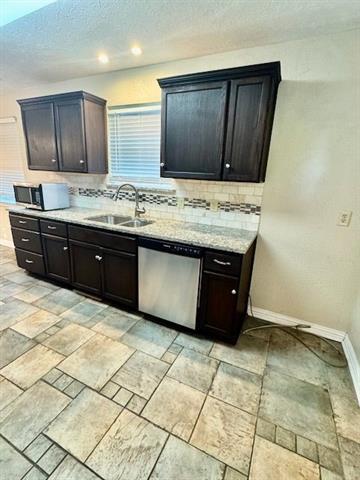 Photo - 1638 Juniper Ln