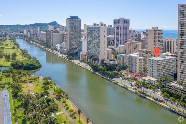 Building Photo - Fully Furnished beautiful Studio- ALL util... Unit 701 Rental