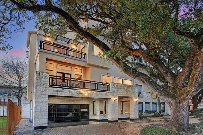 Photo - 5002 Milam St