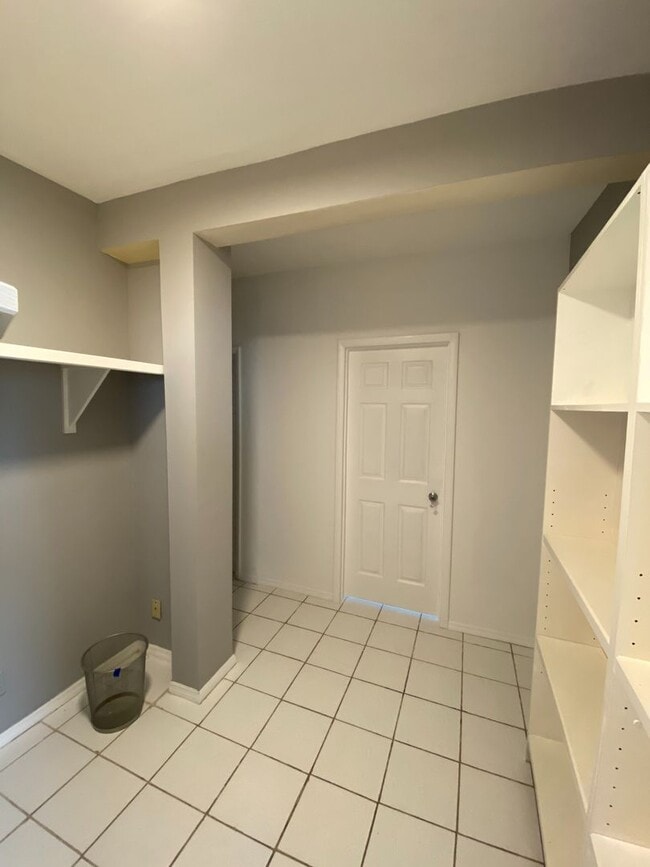 Photo - 5 Bed/3 Bath UC Rental Located on McMillan...