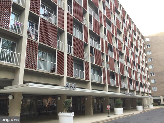 Photo - 800 4th St SW Condo Unit S709