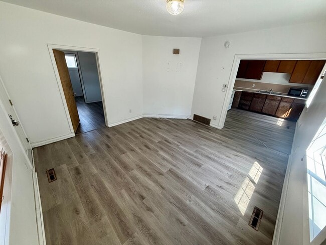 Photo - 1 Bedroom 1 Bathroom Clarkston - NEW RENOV... Unidad #A