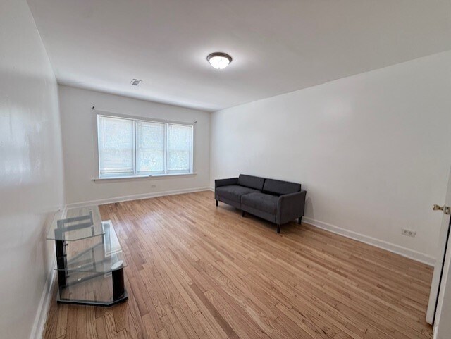 Photo - 834 N Christiana Ave Unit 1