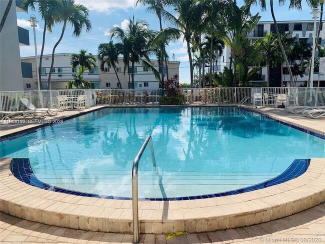 Photo - 1801 S Treasure Dr Unit 101