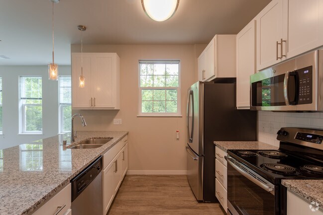Stagecoach Trail Apartments
