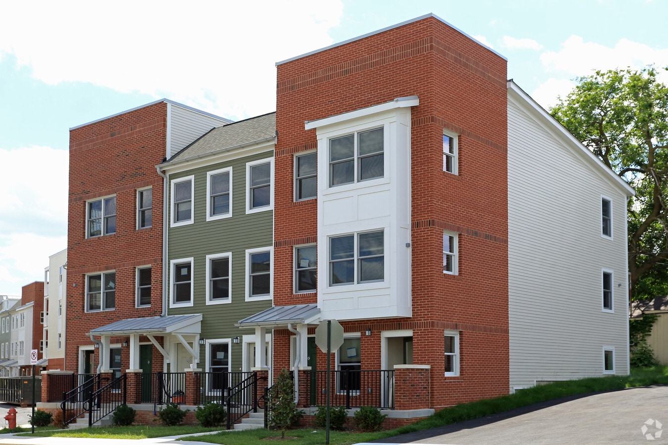 Photo - Sinclair Way