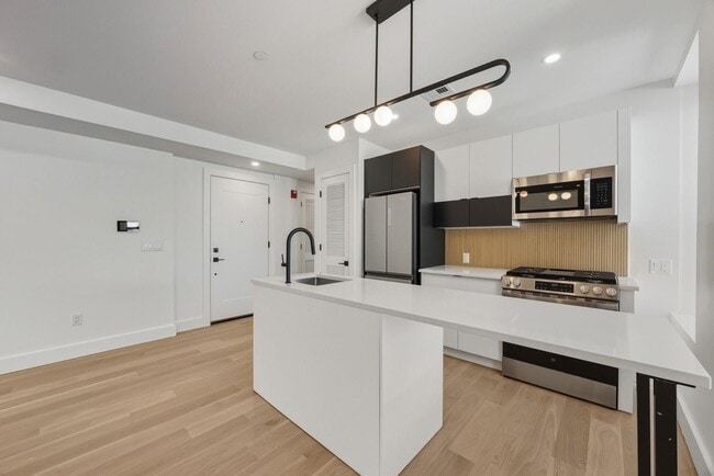 Photo - 166 Hancock Ave Unit 201