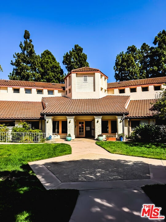 Building Photo - 501 Palisades Dr Unit 317