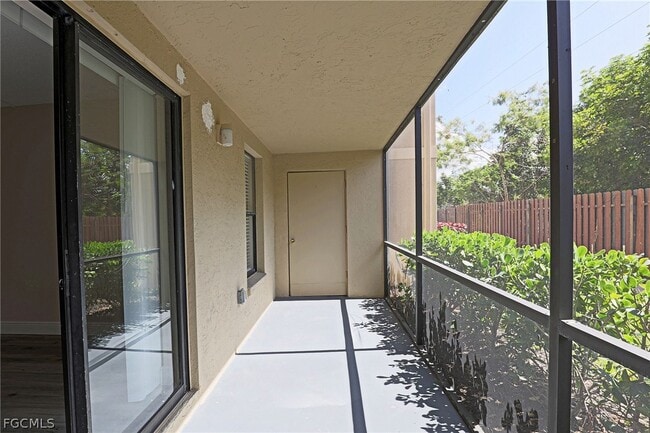 Photo - 5319 Summerlin Rd Unidad 1904