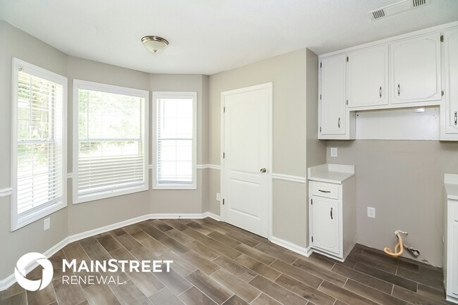 Photo - 1012 Forest Glen