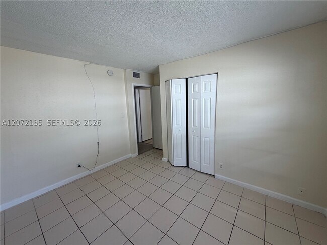 Photo - 241 SE 9th Ct Unit 109