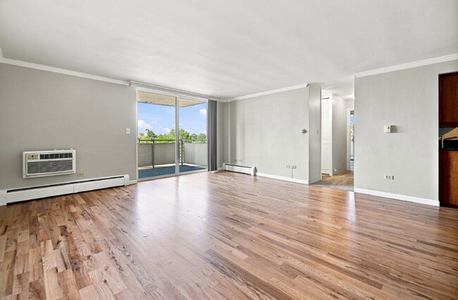 Photo - $1,670.95 with $300 Off the first month's rent - 2 Beds, 1.5 Bath, Condo in Denver with Balcony! Unit #312