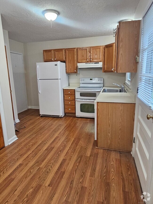 Building Photo - 8 Haigh Ave Rental