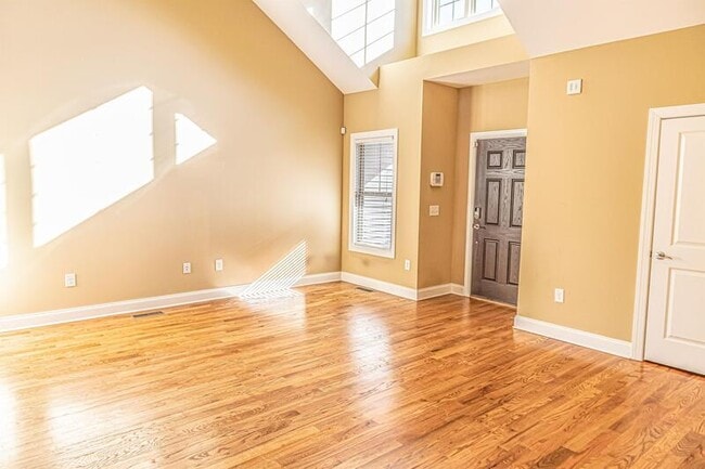 Photo - 113 Cypress Cir