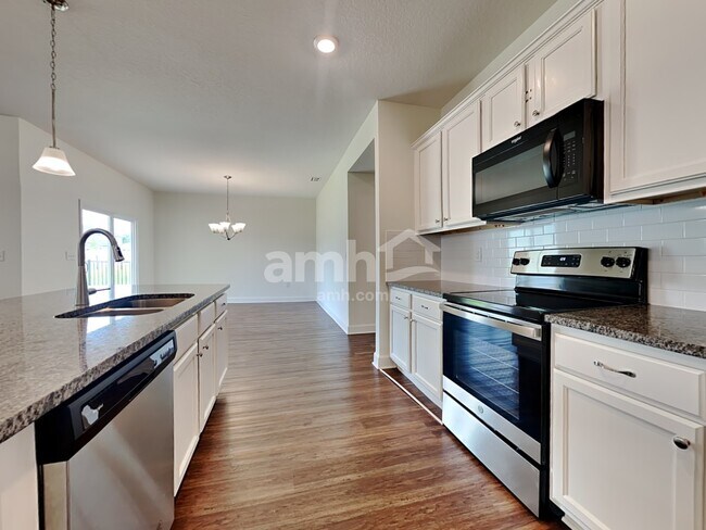 Photo - 5786 Hampton Creek Rd