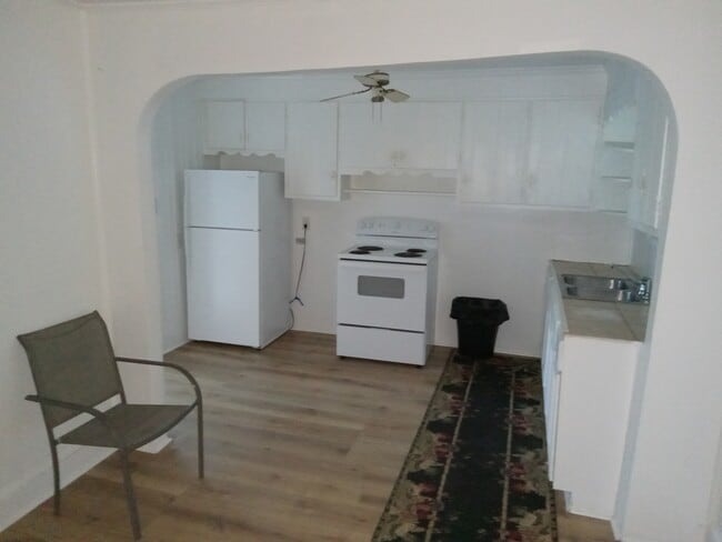 Photo - 443 Mulberry St