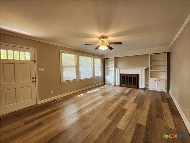 Photo - 564 Laurel Ln