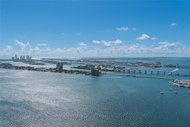 Photo - 700 NE 24th St Unit 4303