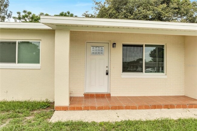 Photo - 1040 San Luis Dr