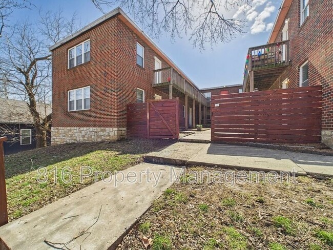 Photo - 1613 Everett Ave Condo Unit 11