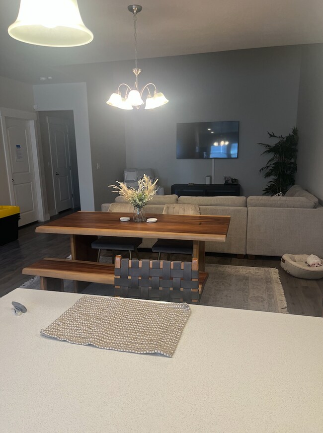 Photo - Three Bedroom Partially Furnished Townhome in Lehi