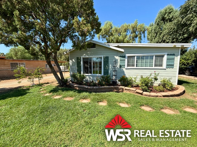 Building Photo - Move-in Ready! Utilities Included Rental
